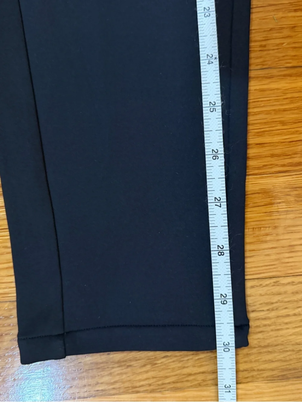 Banana Republic BR Standard Lightweight Stretchy Jogger Pants Black -Size Small